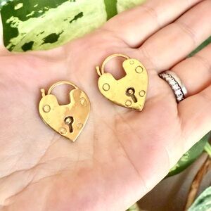 Vintage heart padlock charm pendant